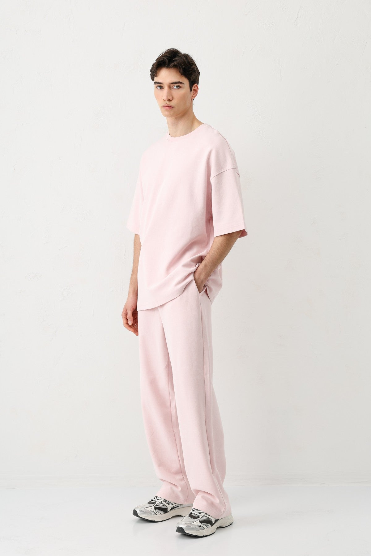 Short-Sleeved, Washed Oversized T-Shirt