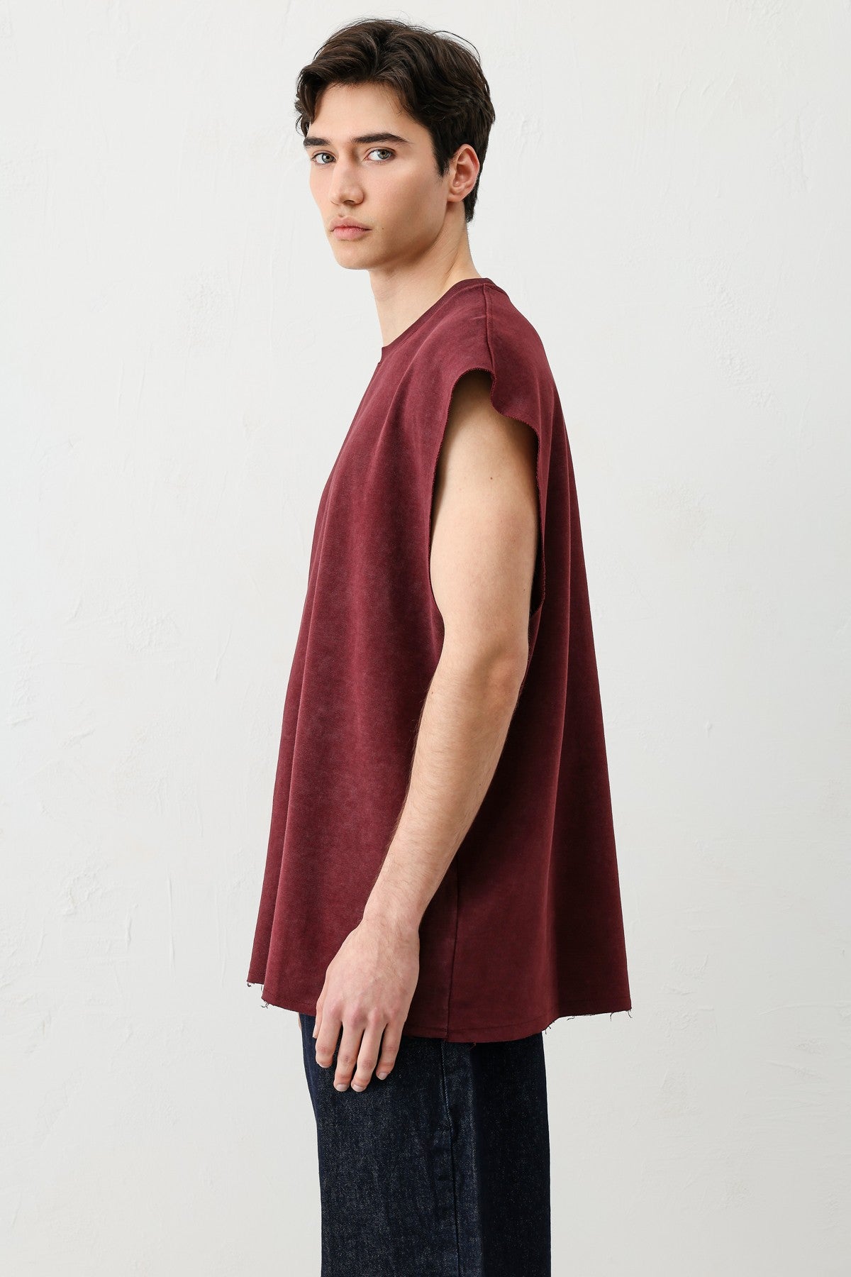 Basic Sleeveless T-Shirt
