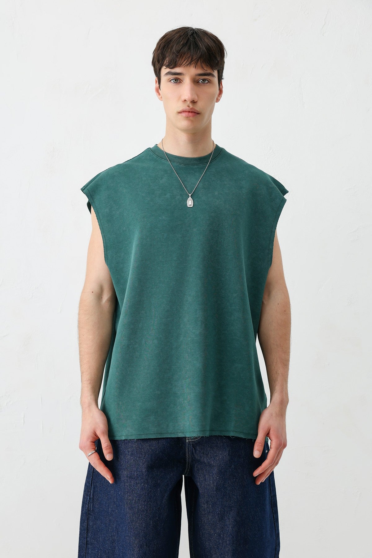 Basic Sleeveless T-Shirt