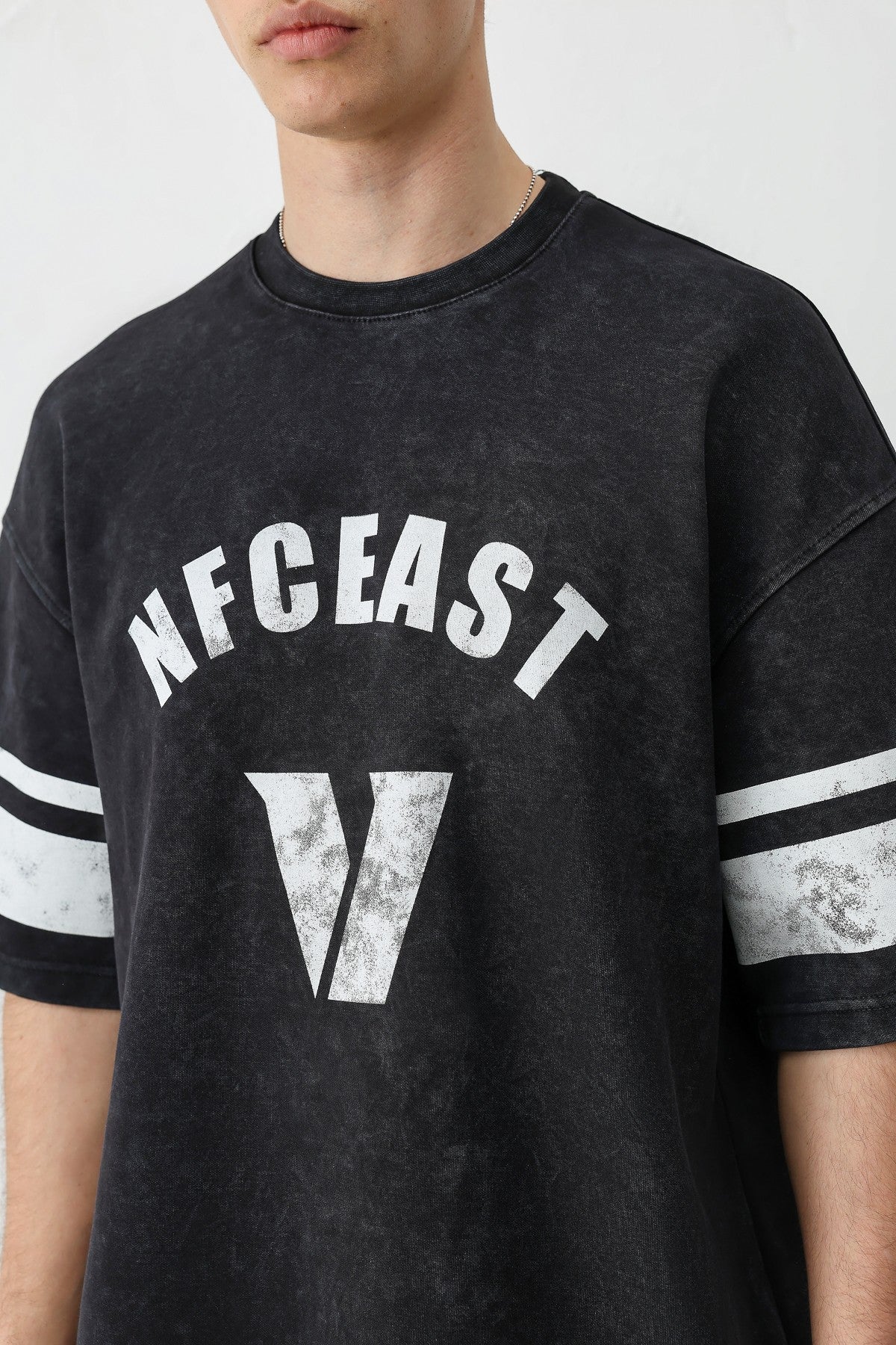 Oversized T-Shirt with V-Print and Sleeve Details