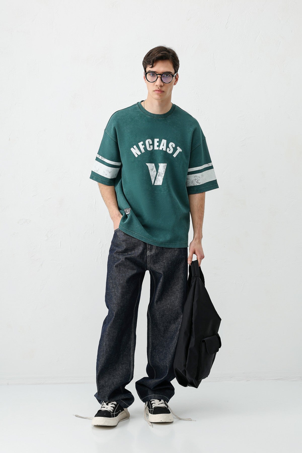 Oversized T-Shirt with V-Print and Sleeve Details