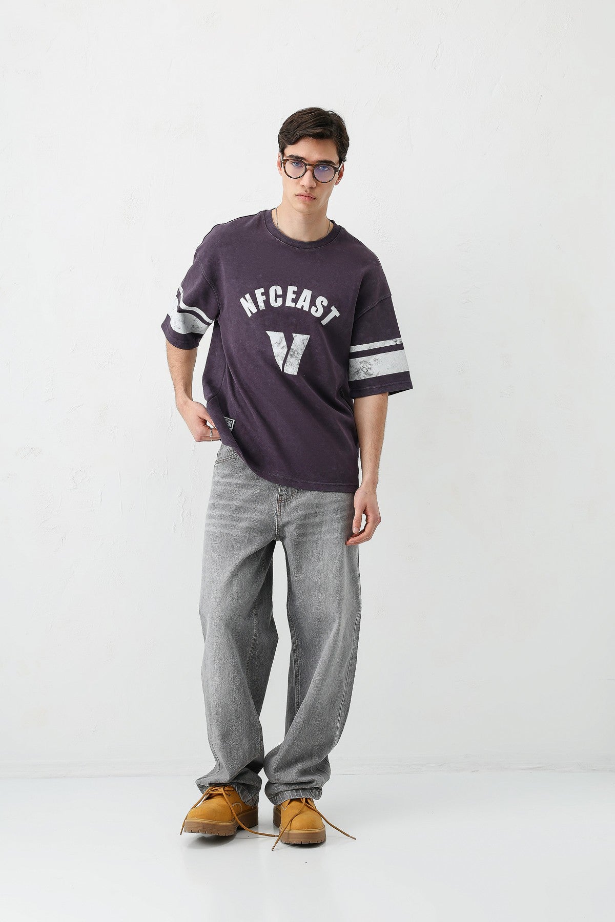 Oversized T-Shirt with V-Print and Sleeve Details