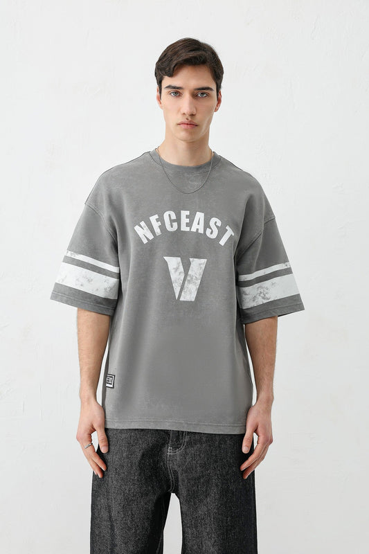 Oversized T-Shirt with V-Print and Sleeve Details