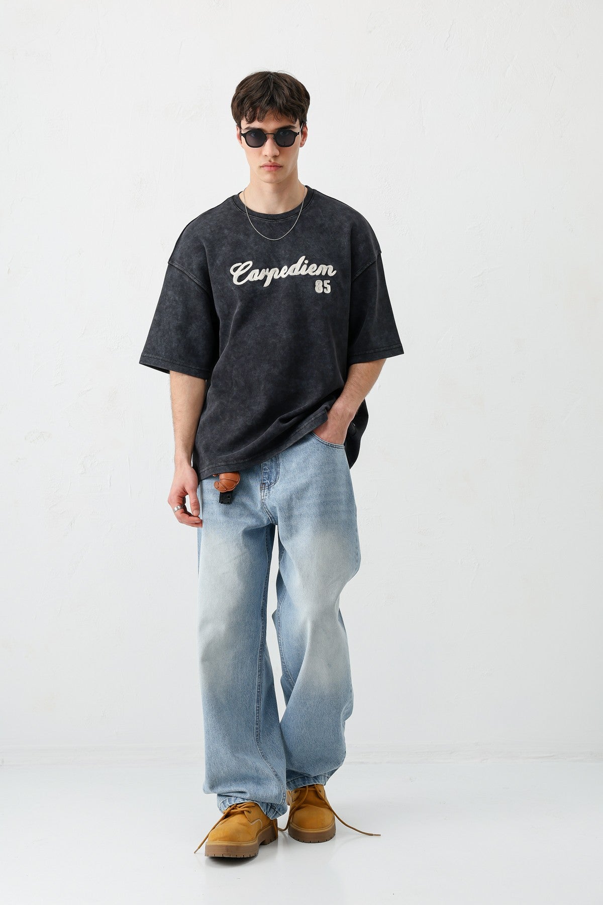 OVERSIZED WASHED T-SHIRT