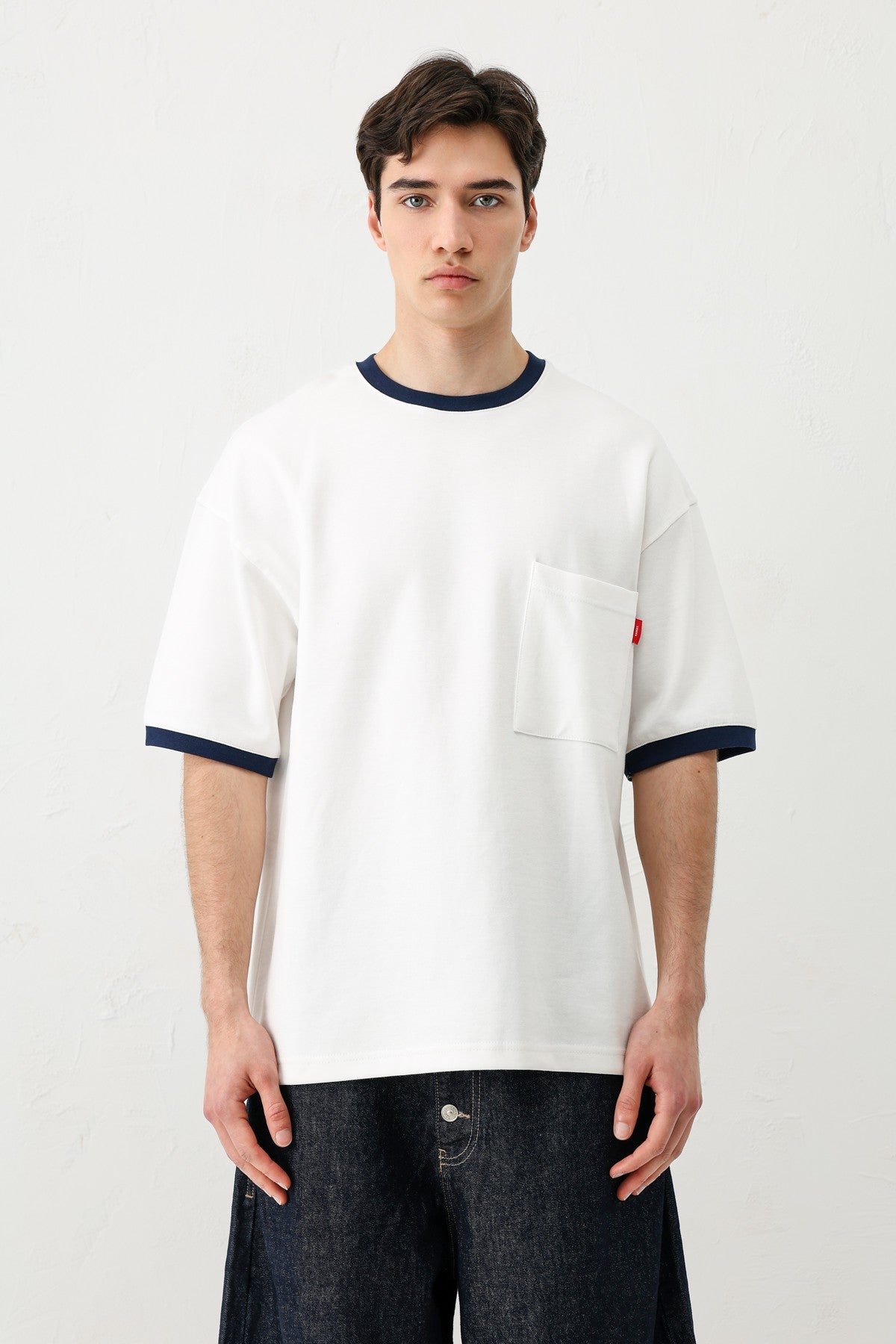 Short-Sleeved Oversized T-Shirt with Pockets