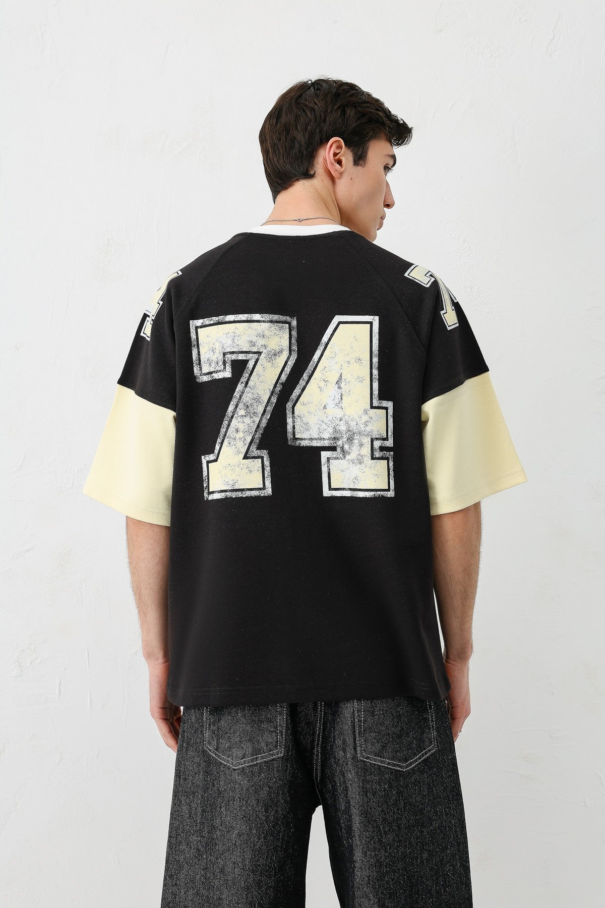 Oversized Ribbed V-Neck Printed T-Shirt