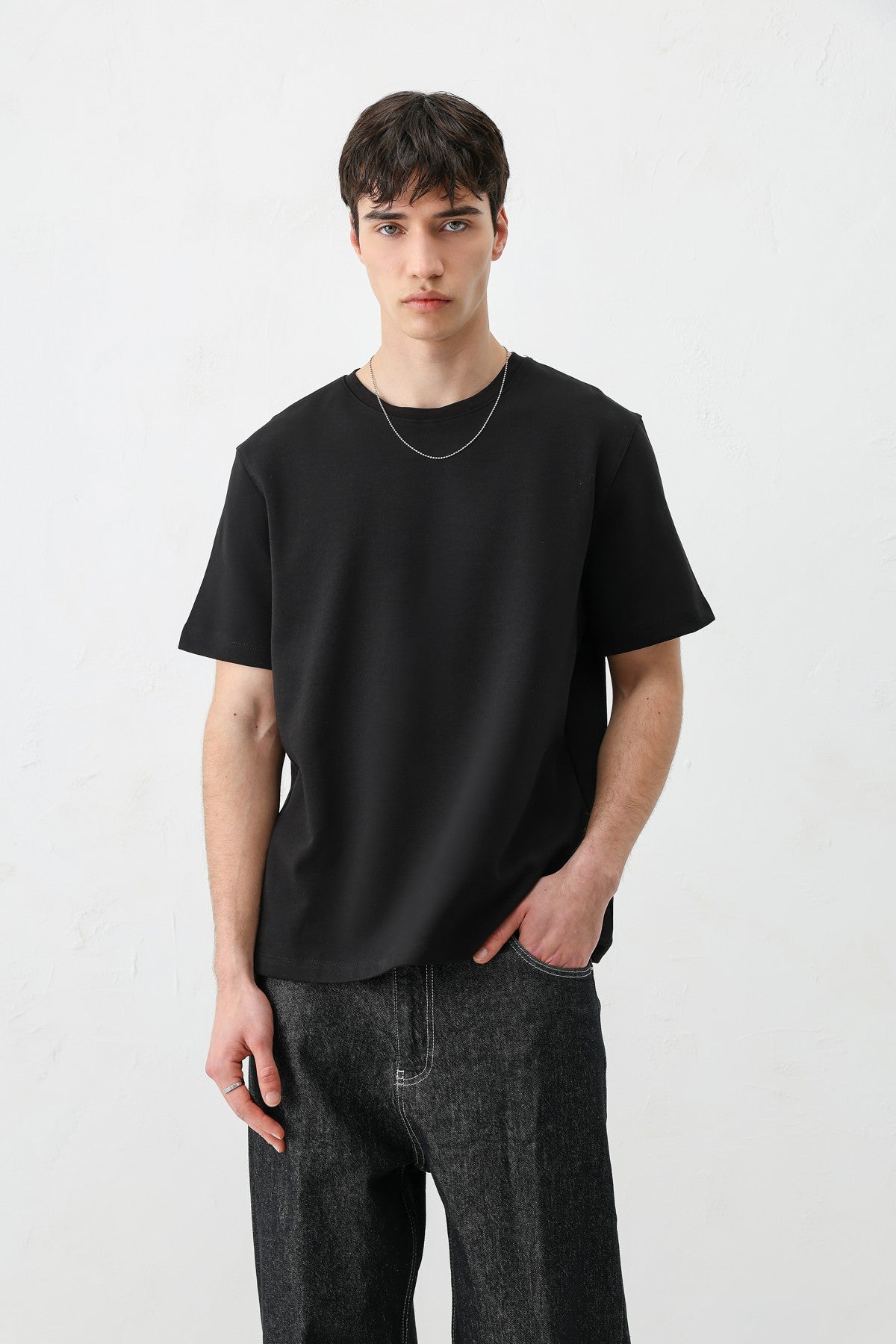 Short-Sleeved Boxy-Fit T-Shirt