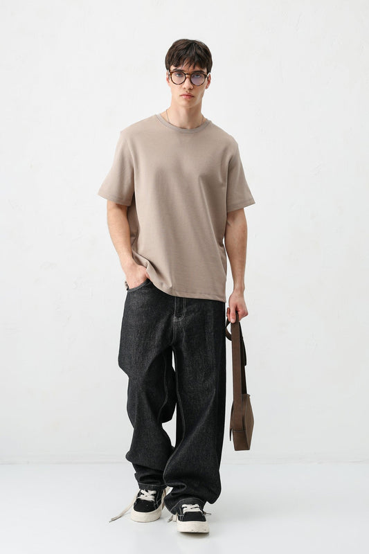 Short-Sleeved Boxy-Fit T-Shirt