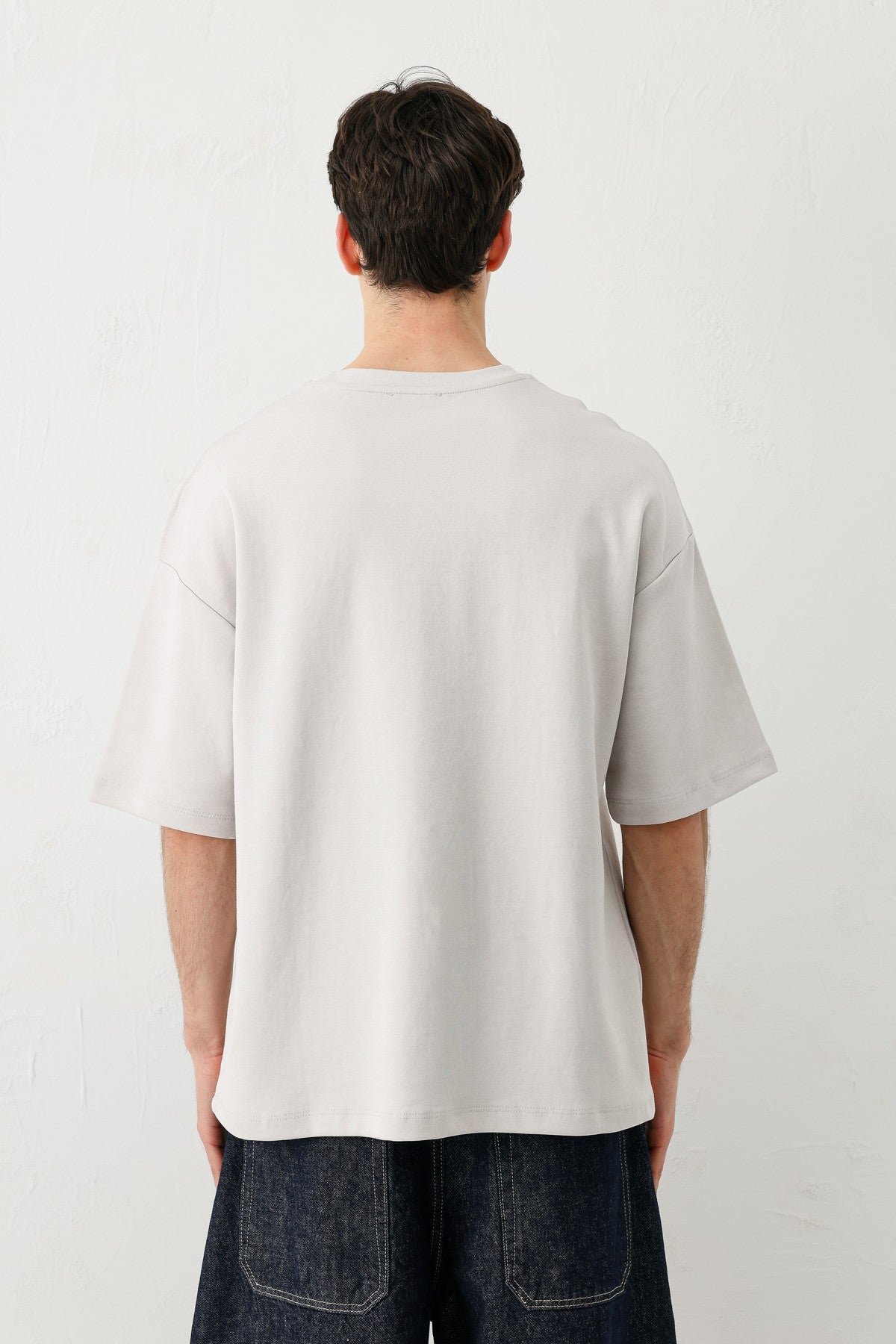 Short-Sleeved Boxy-Fit T-Shirt