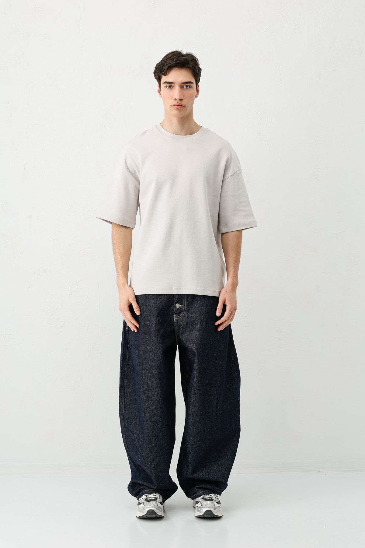 Short-Sleeved Boxy-Fit T-Shirt