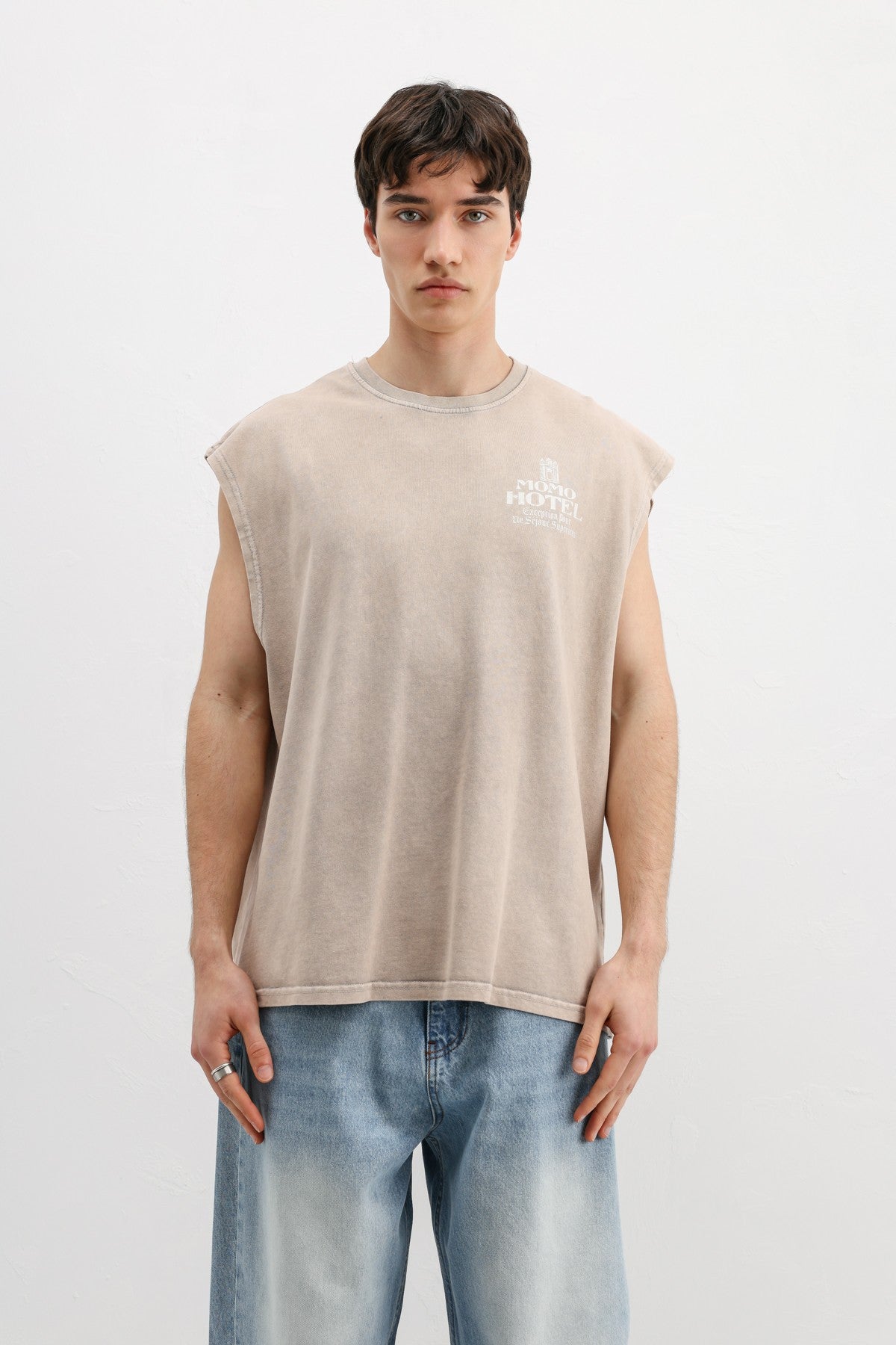 Printed Sleeveless Oversized T-Shirt