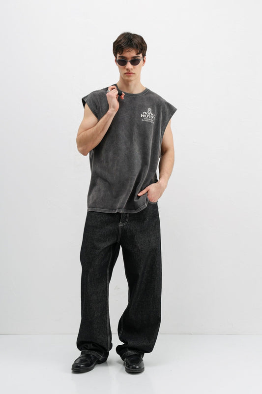 Printed Sleeveless Oversized T-Shirt
