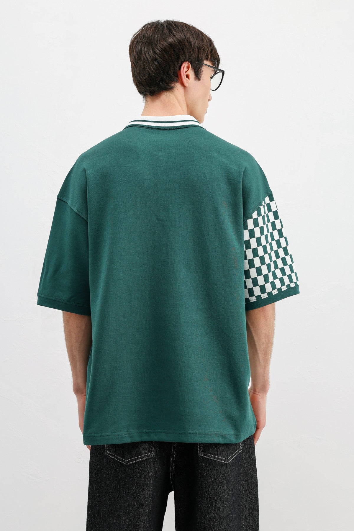 Oversized T-Shirt with Polo Collar Print