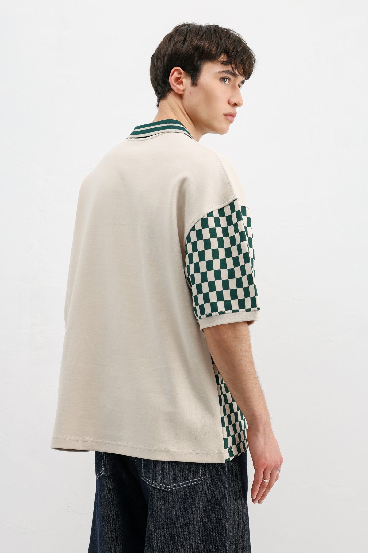 Oversized T-Shirt with Polo Collar Print