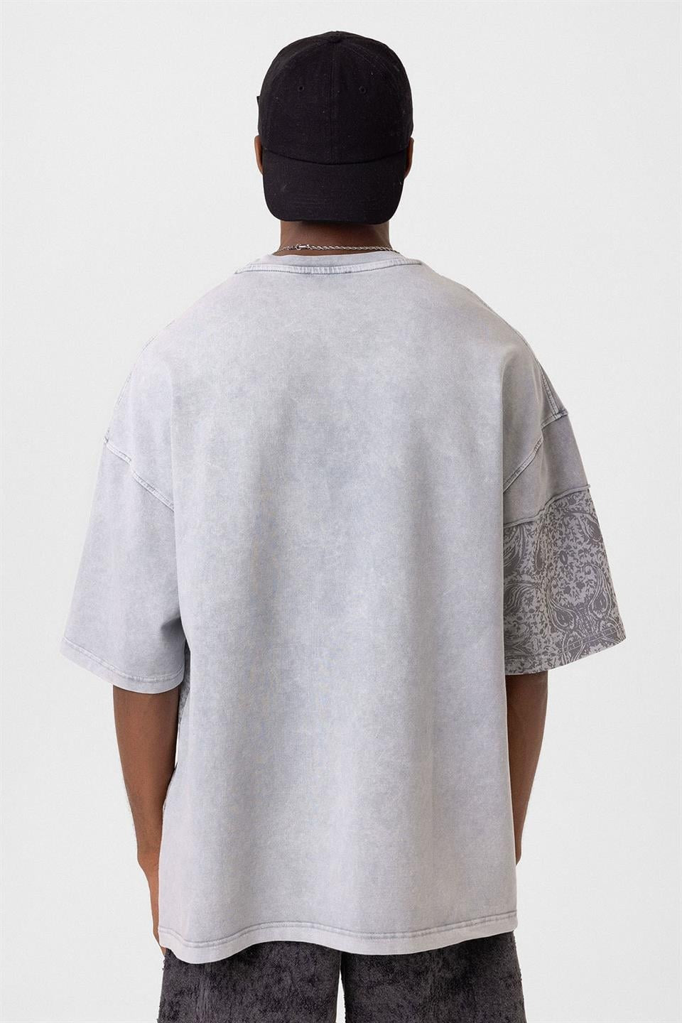 Oversized T-Shirt with Bike Neckline and Washable Collar