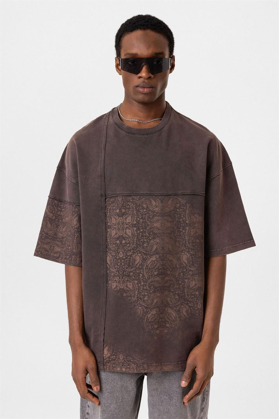Oversized T-Shirt with Bike Neckline and Washable Collar