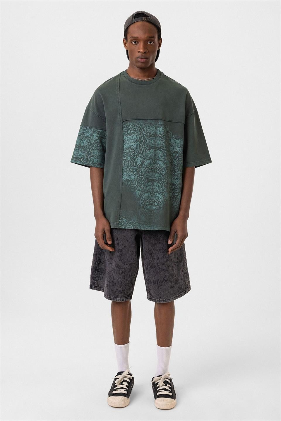 Oversized T-Shirt with Bike Neckline and Washable Collar