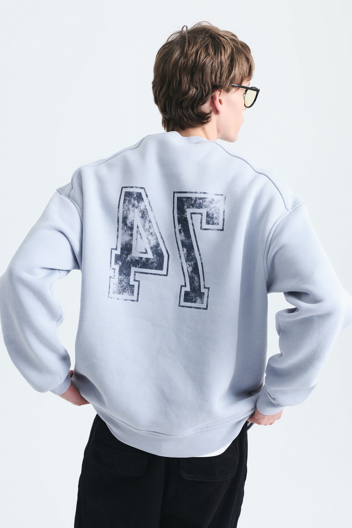 Oversized Sweatshirt with Printed Design (Machine Washable)