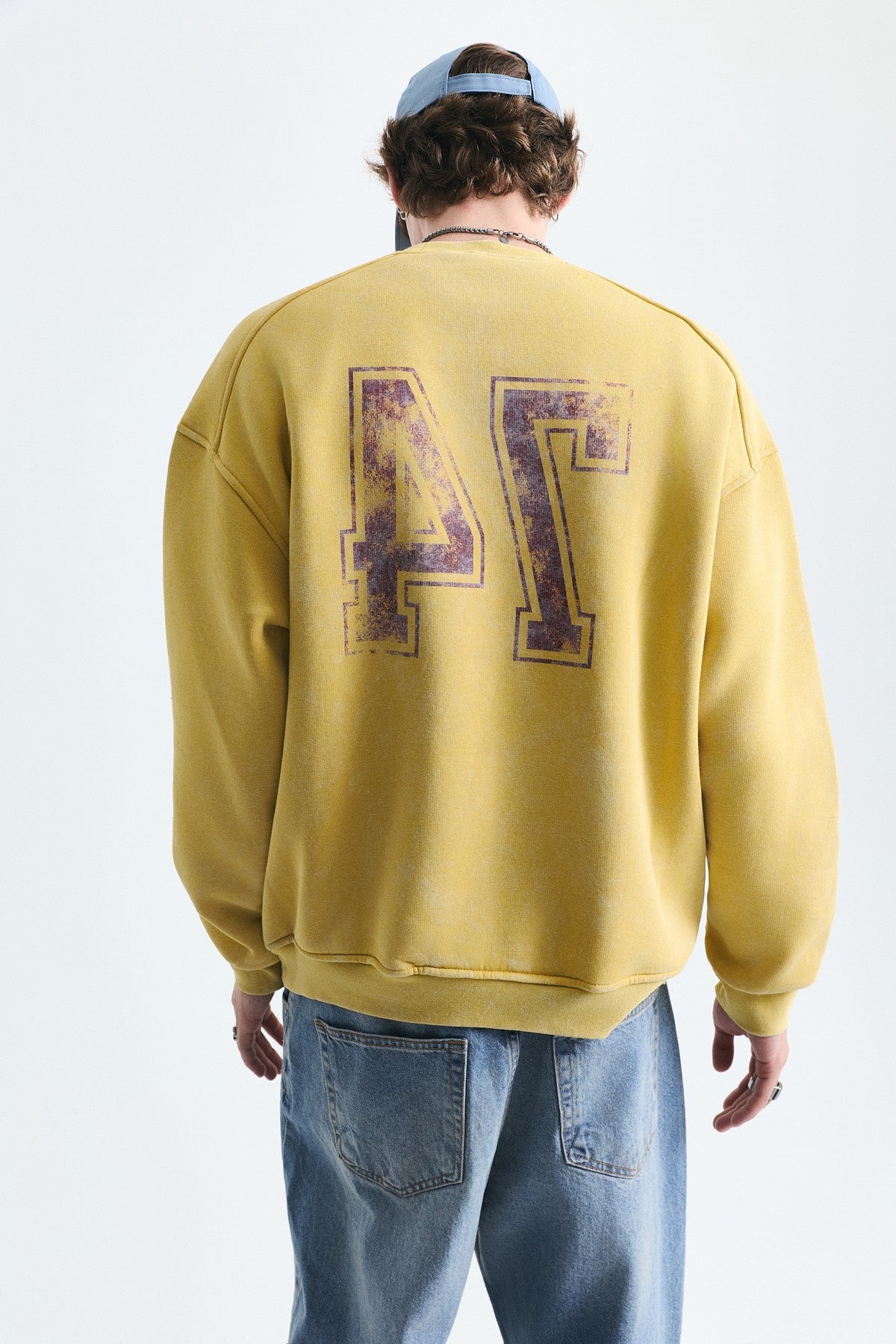 Oversized Sweatshirt with Printed Design (Machine Washable)