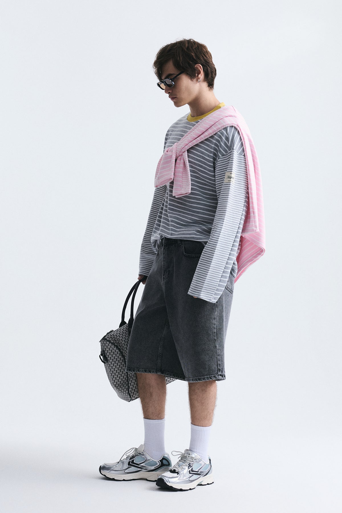 Contrast-Collar Striped Sweatshirt