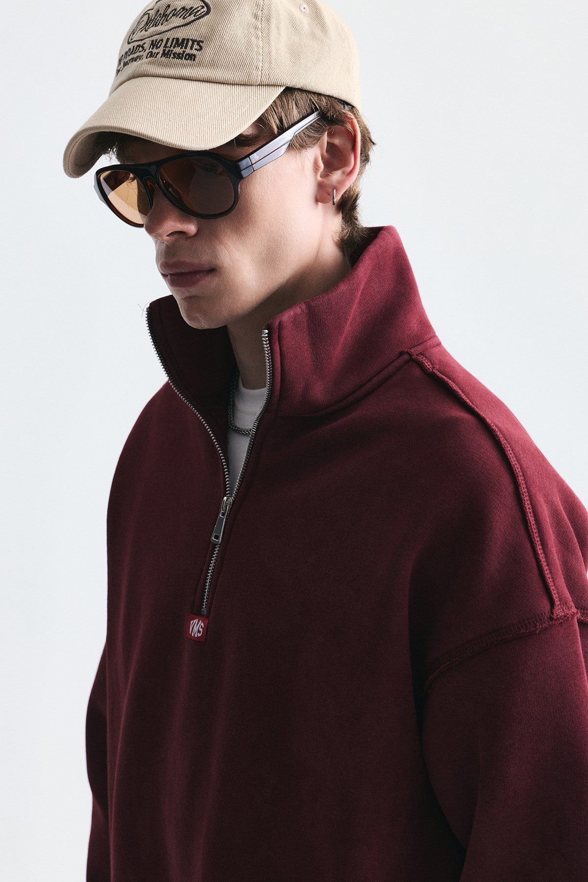 Boxy-Fit Sweatshirt with a Stand-Up Collar and Zipper