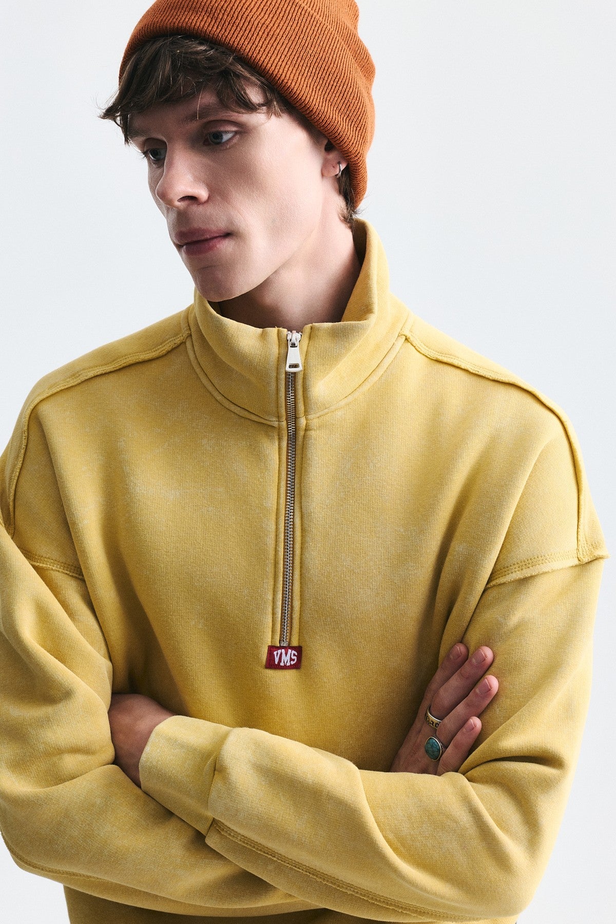 Boxy-Fit Sweatshirt with a Stand-Up Collar and Zipper