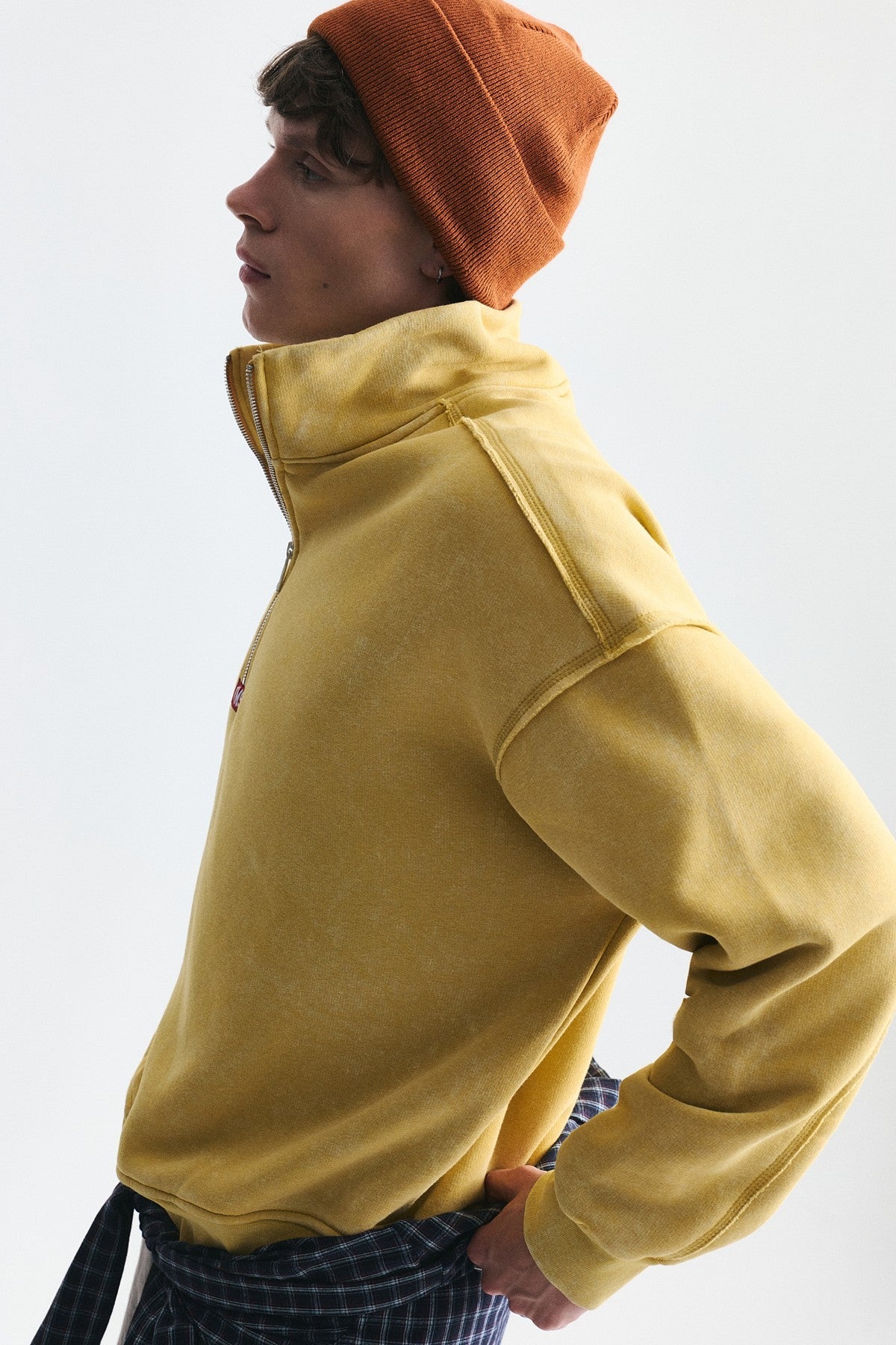 Boxy-Fit Sweatshirt with a Stand-Up Collar and Zipper