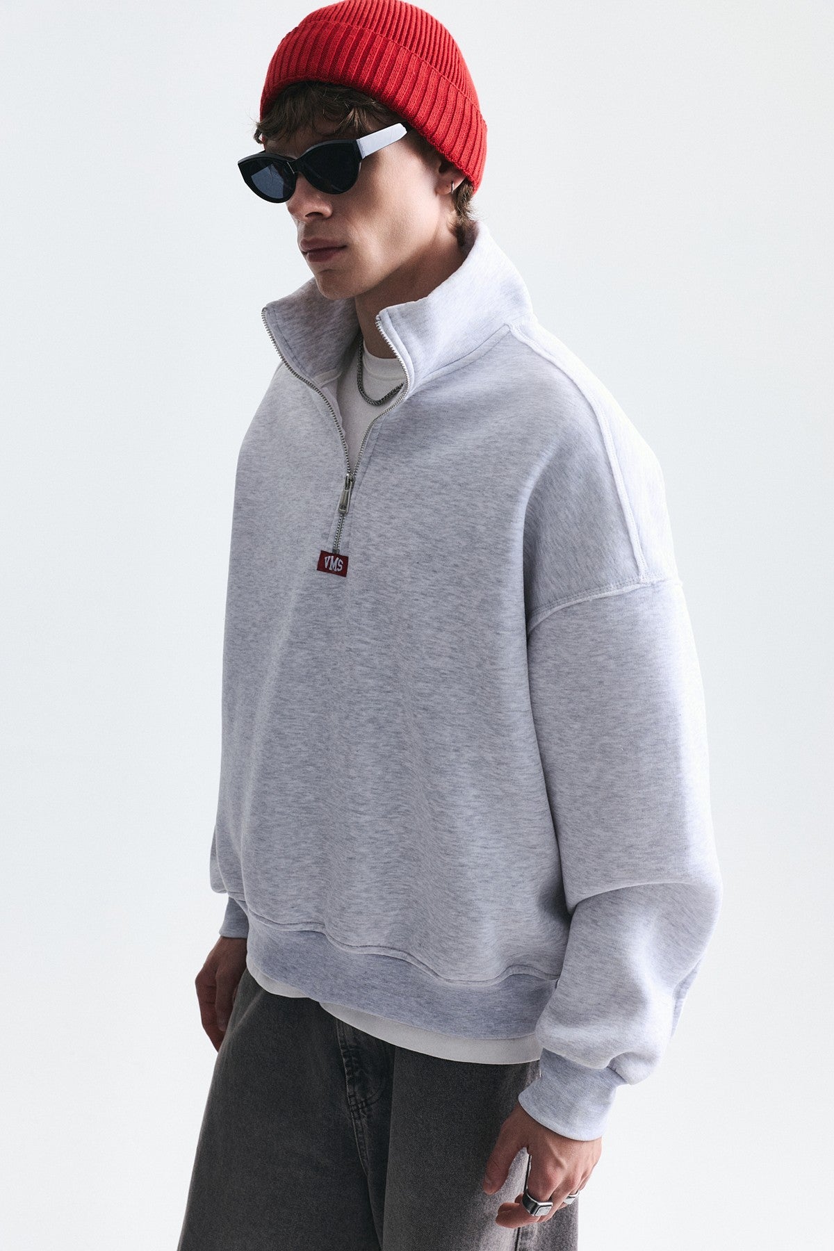 Boxy-Fit Sweatshirt with a Stand-Up Collar and Zipper
