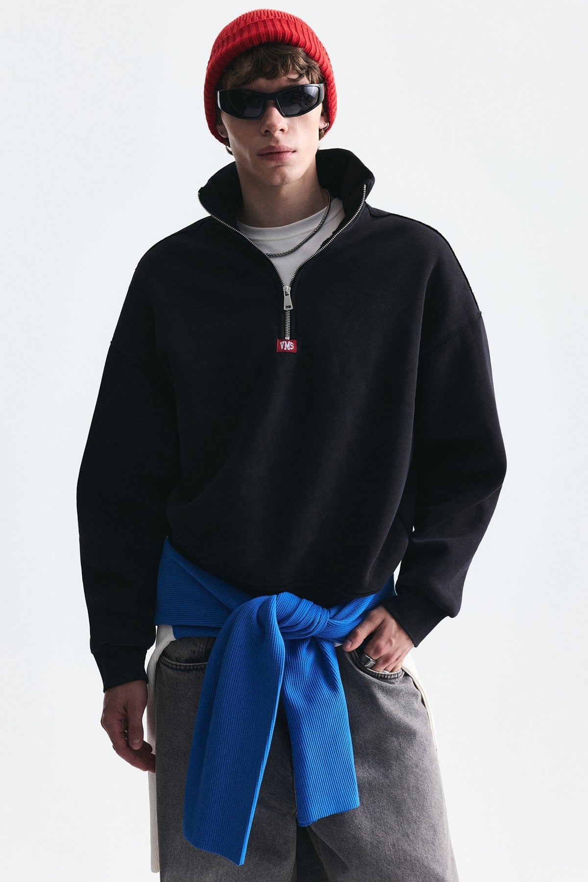 Boxy-Fit Sweatshirt with a Stand-Up Collar and Zipper
