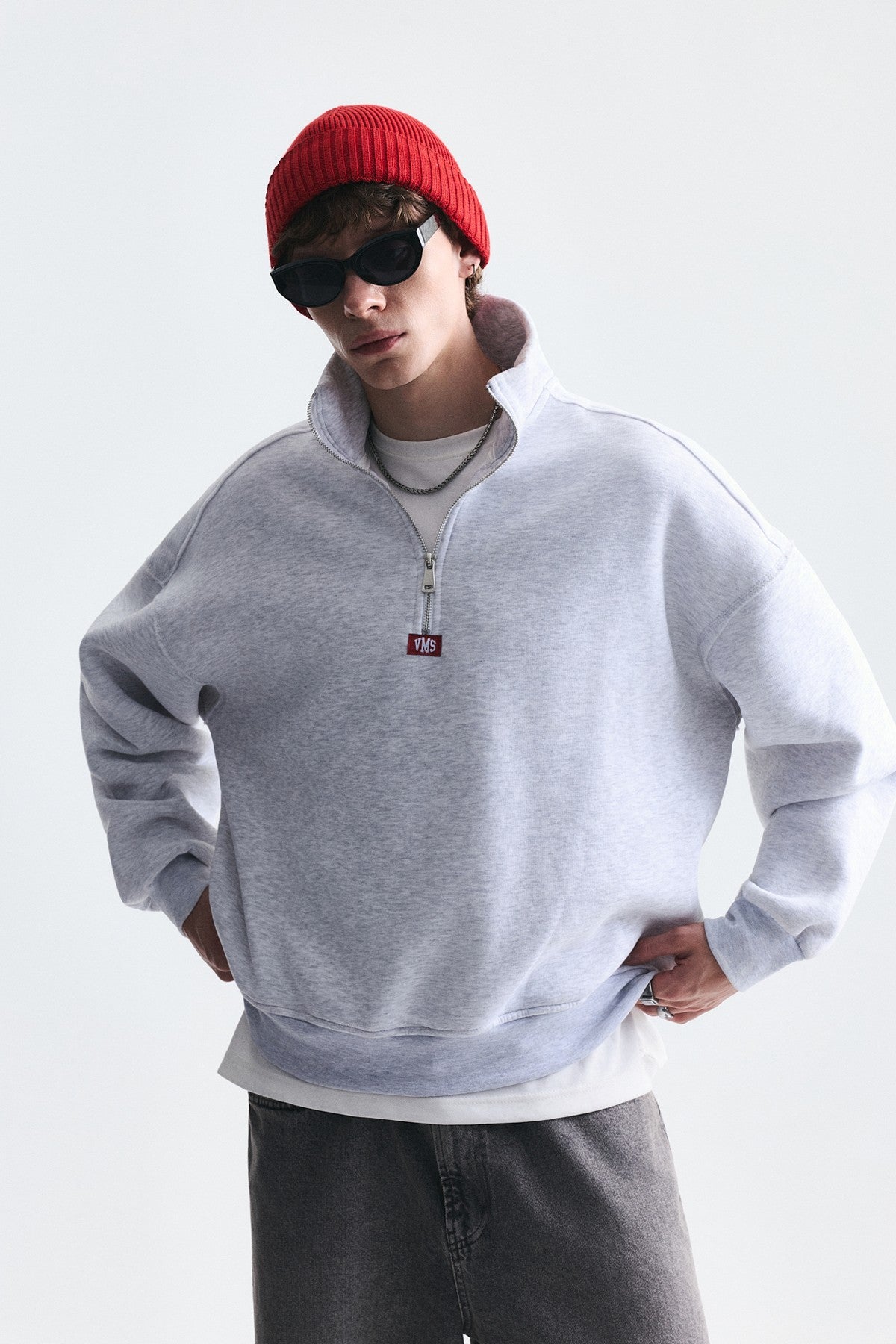 Boxy-Fit Sweatshirt with a Stand-Up Collar and Zipper