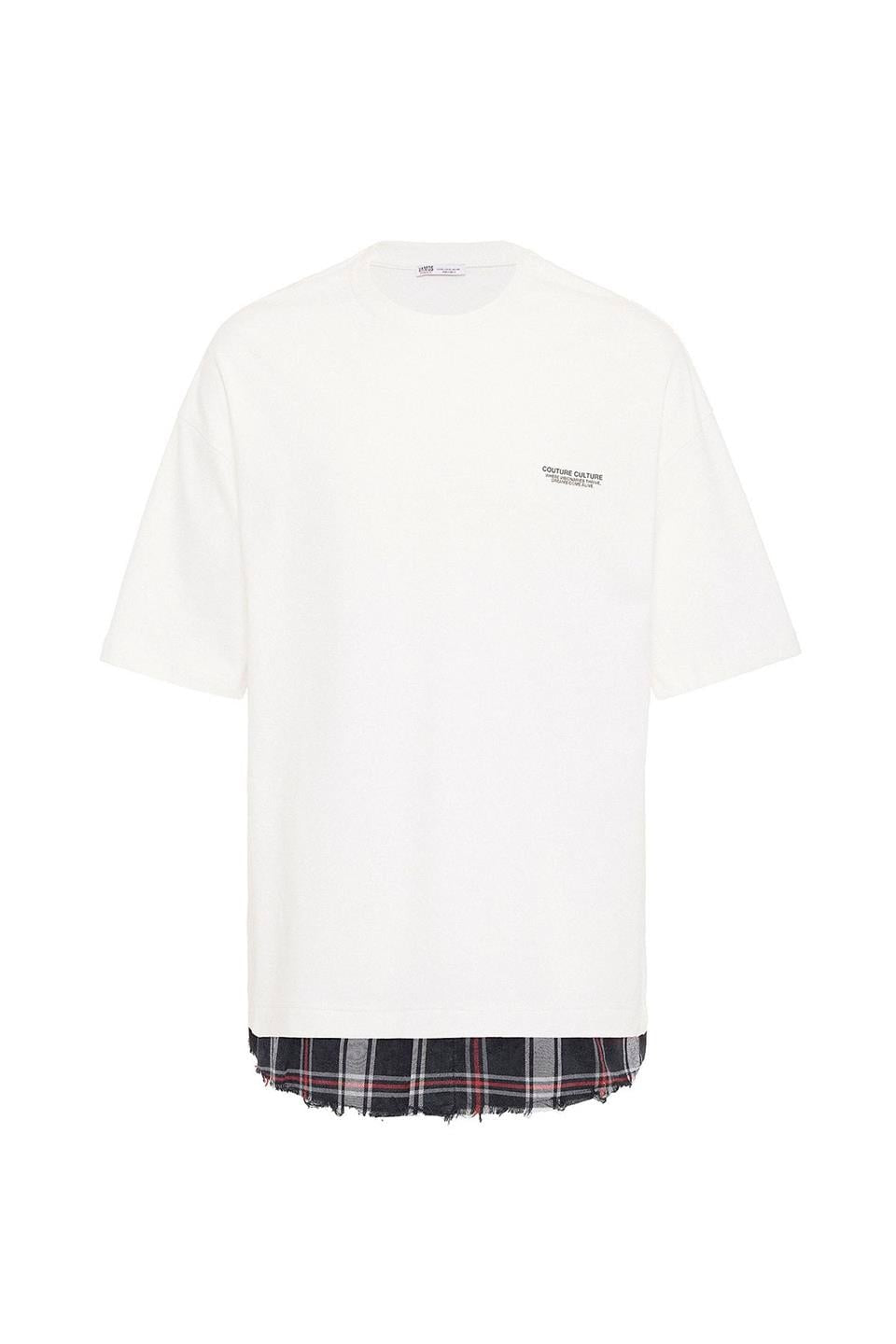 Oversized T-Shirt with Checkered Details and a Washed Look