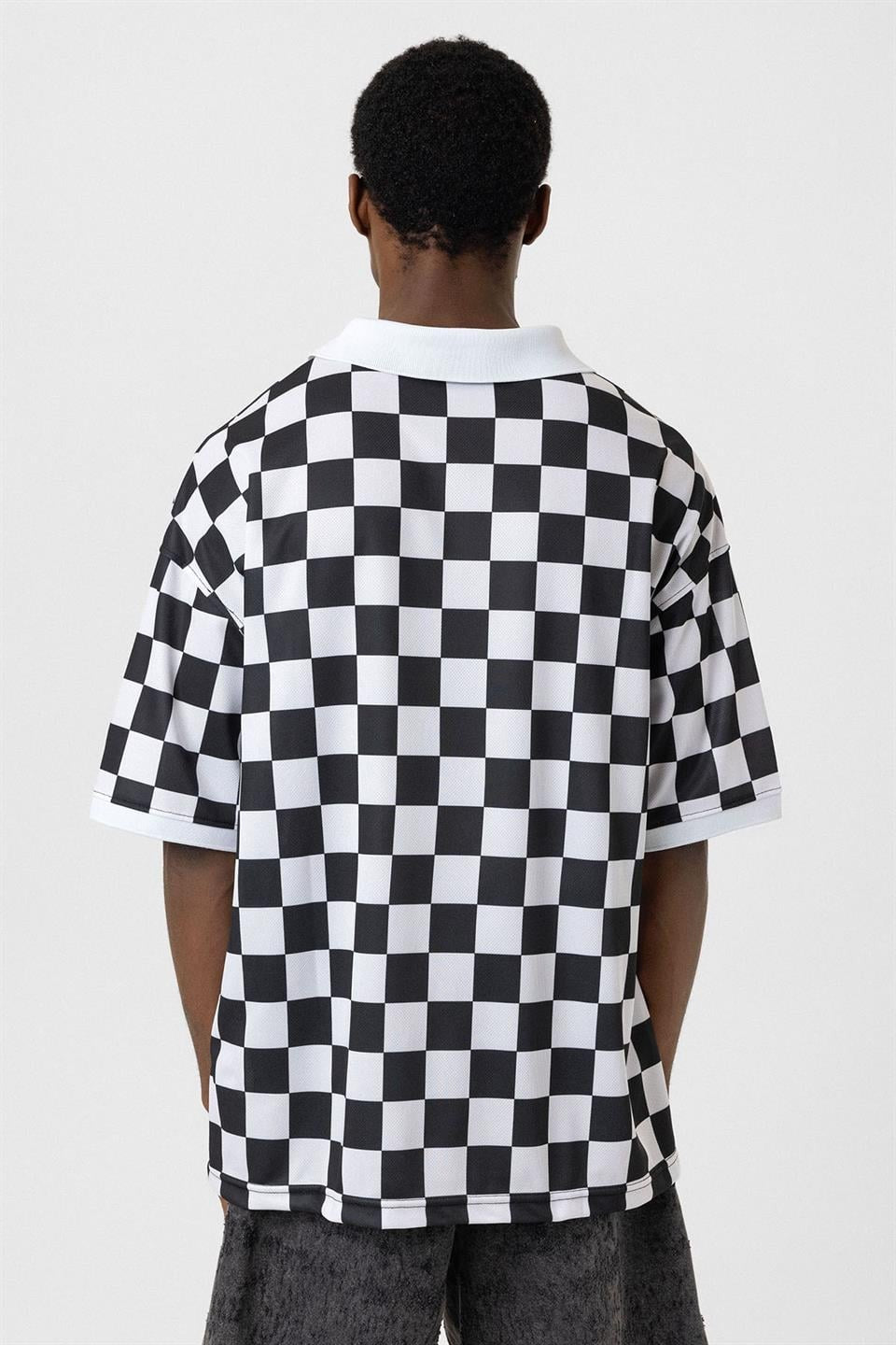 Oversized Polo-Neck T-Shirt