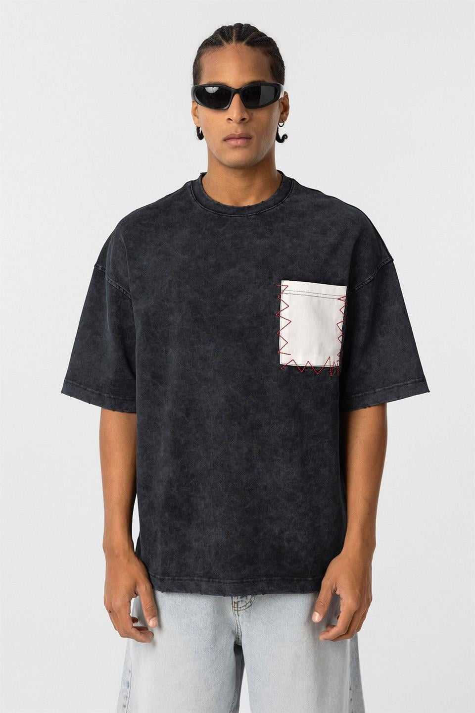 Oversized T-Shirt with Pocket Detail, Pre-Washed, V70-73