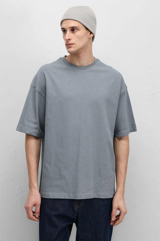 Basic Oversized Crew-Neck T-Shirt
