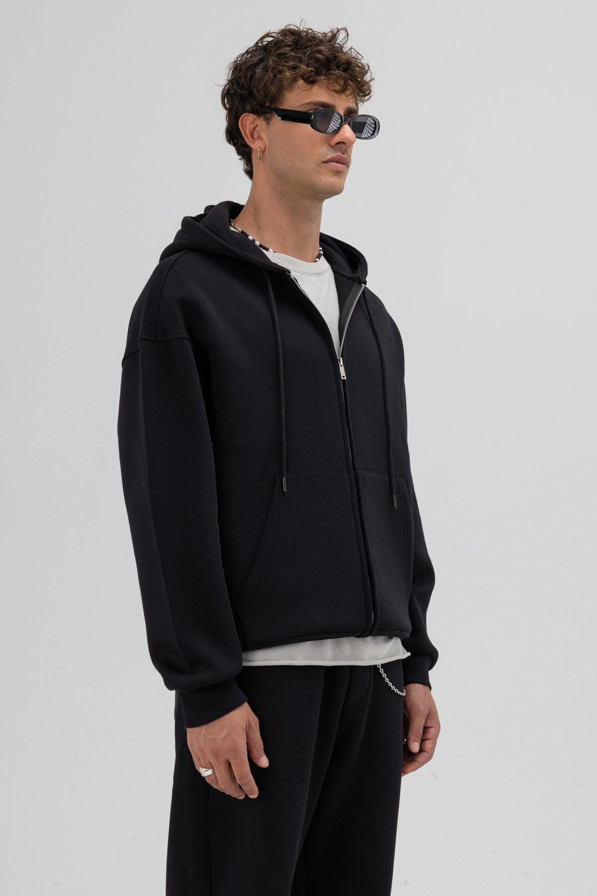 Basic Oversized Hooded Sweatshirt with Zipper