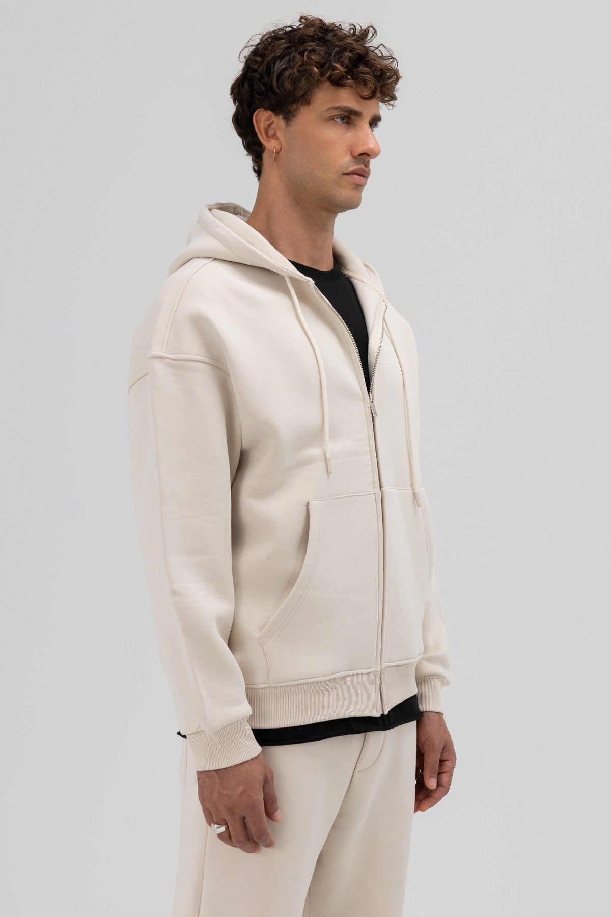 Basic Oversized Hooded Sweatshirt with Zipper