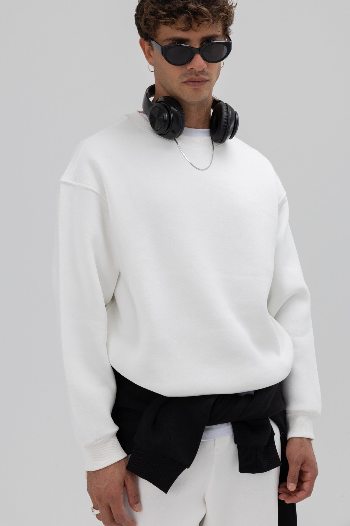 Basic Crew Neck Oversized Sweatshirt