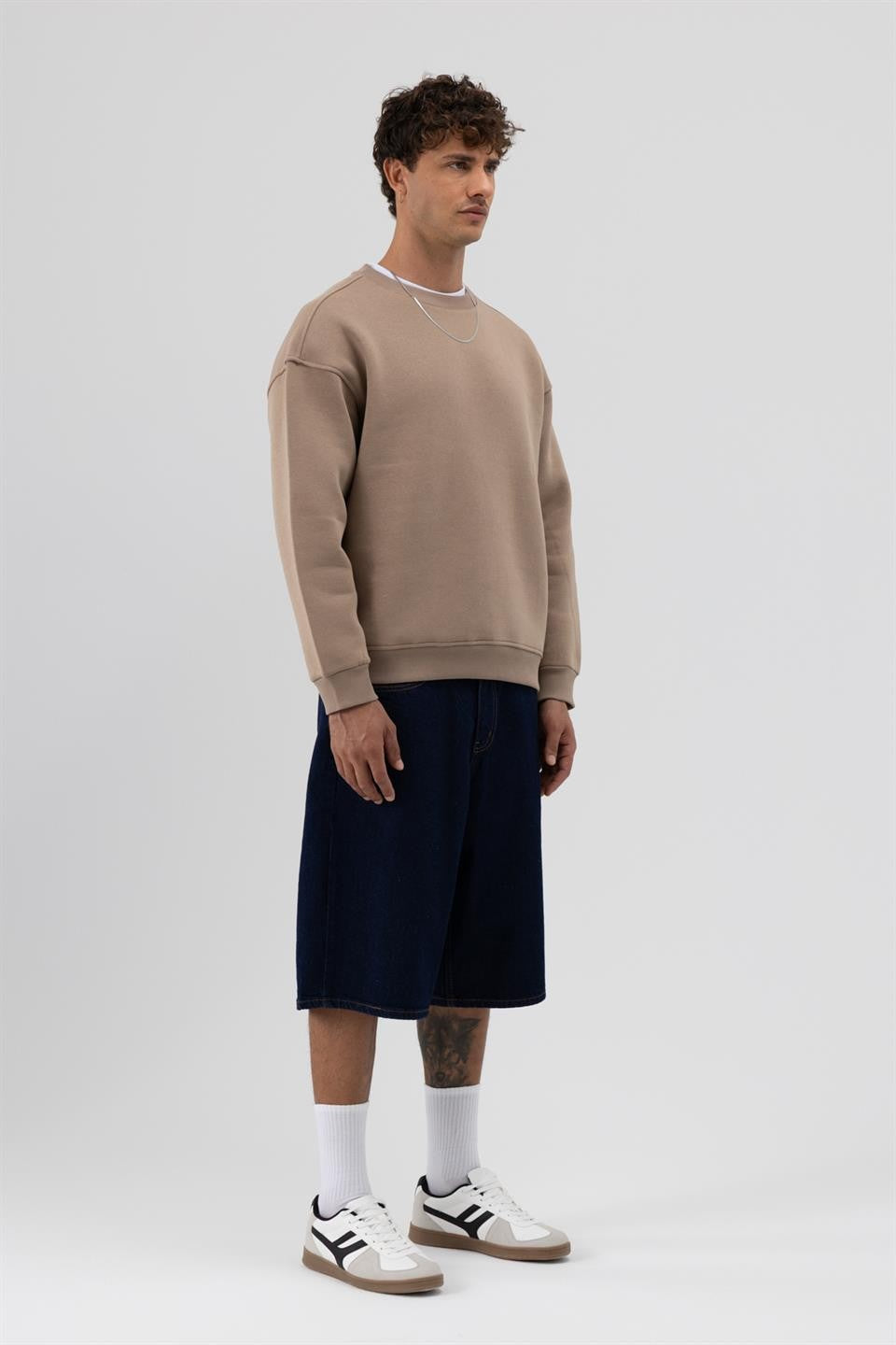 Basic Crew Neck Oversized Sweatshirt