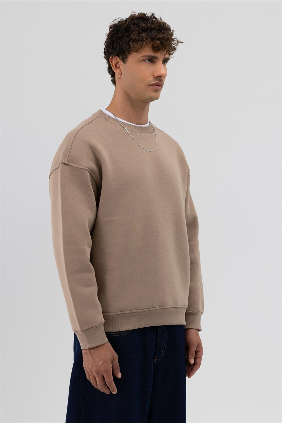 Basic Crew Neck Oversized Sweatshirt