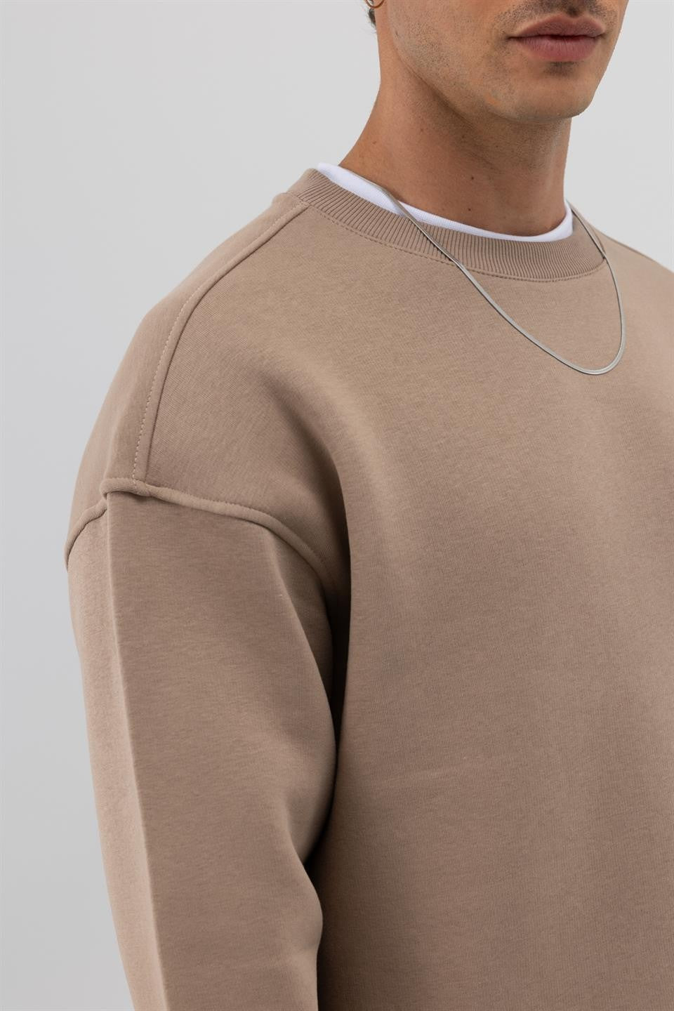 Basic Crew Neck Oversized Sweatshirt