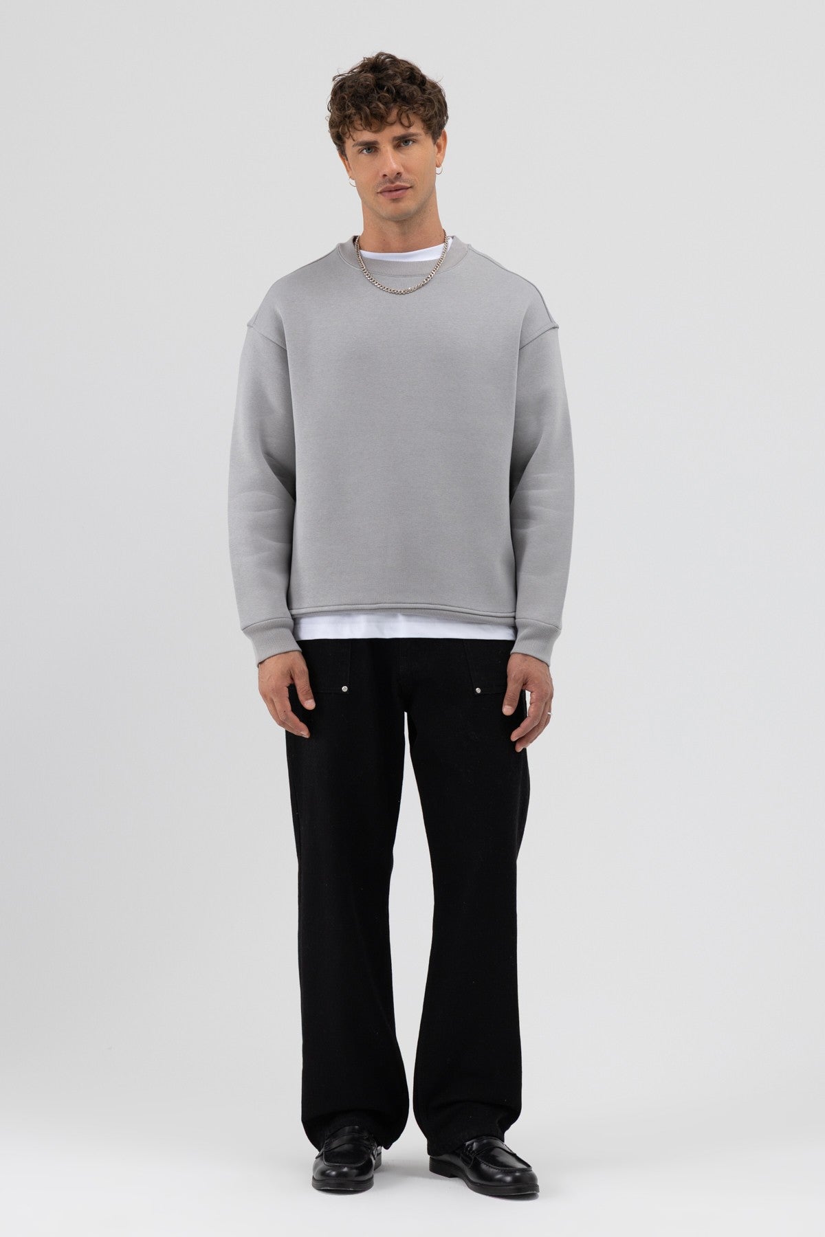 Basic Crew Neck Oversized Sweatshirt