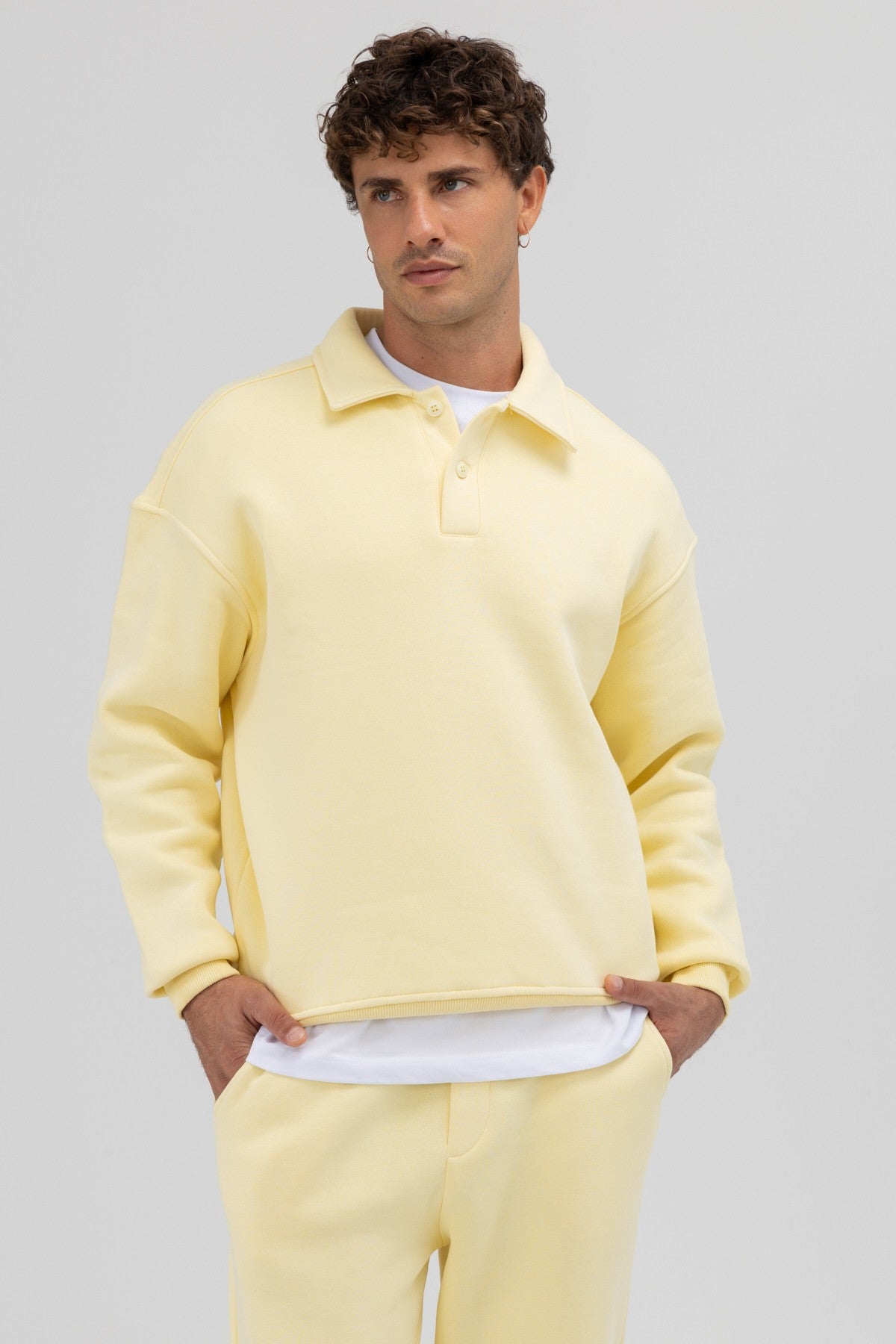 Basic Polo-Neck Sweatshirt