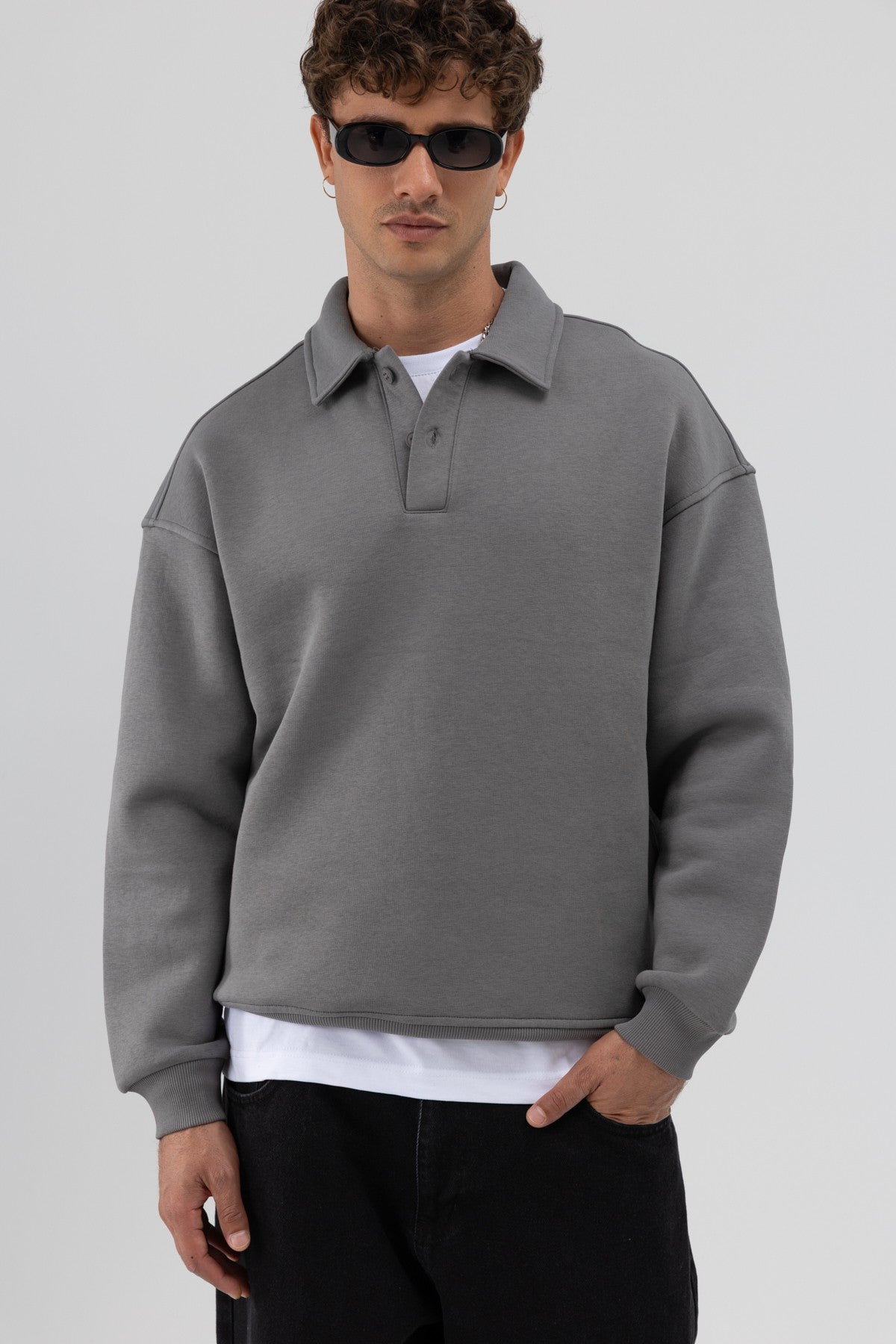 Basic Polo-Neck Sweatshirt