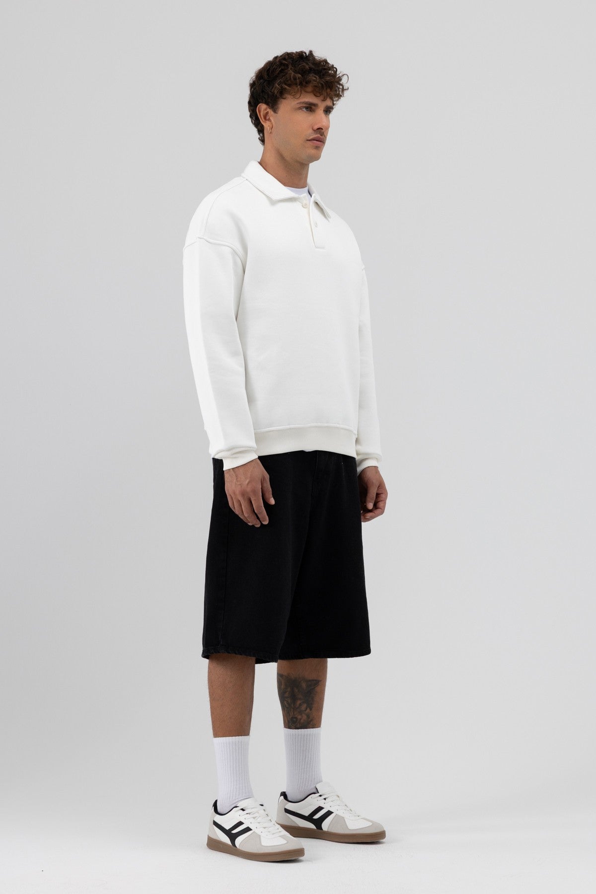 Basic Polo-Neck Sweatshirt