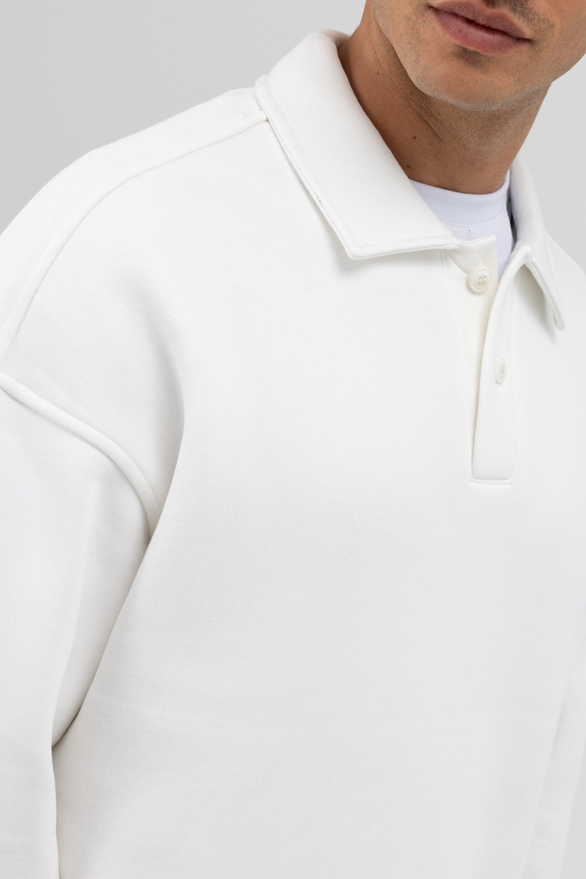 Basic Polo-Neck Sweatshirt