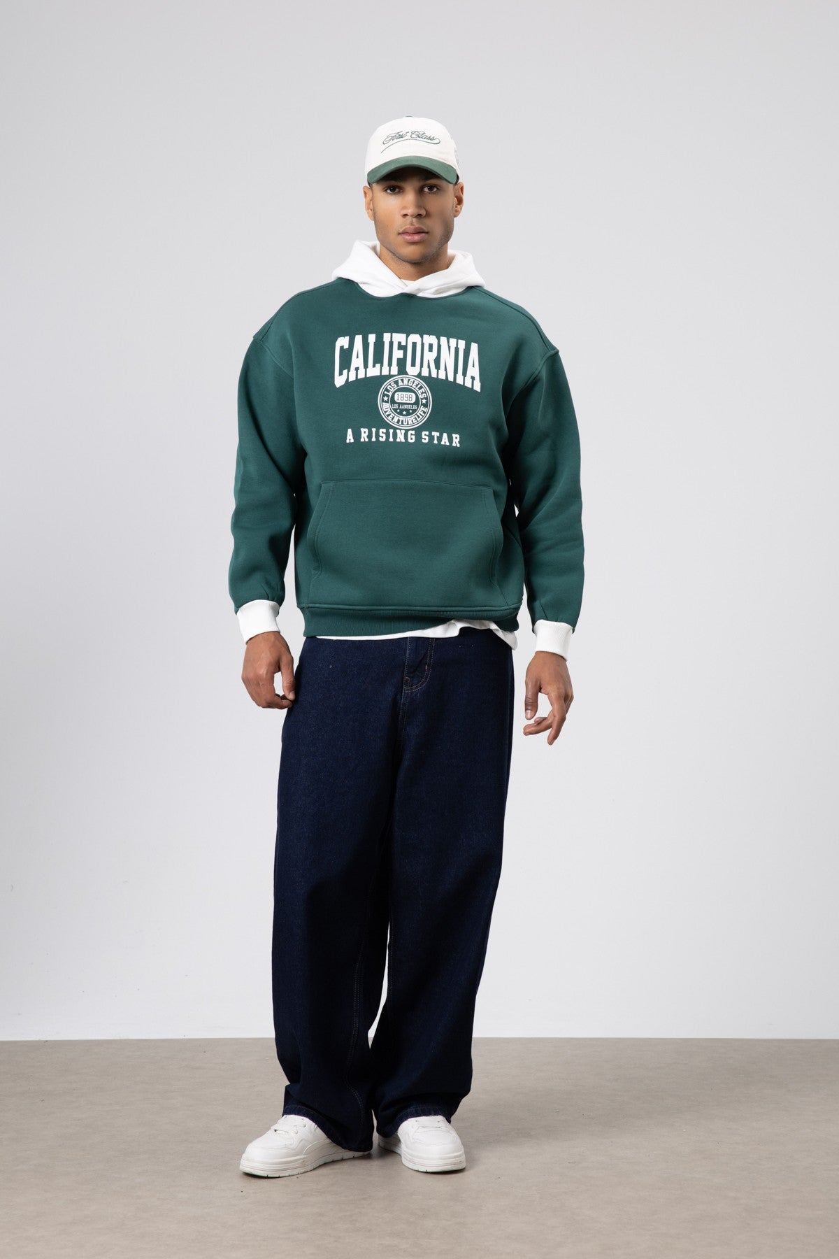 Two-Tone Printed Oversized Sweatshirt