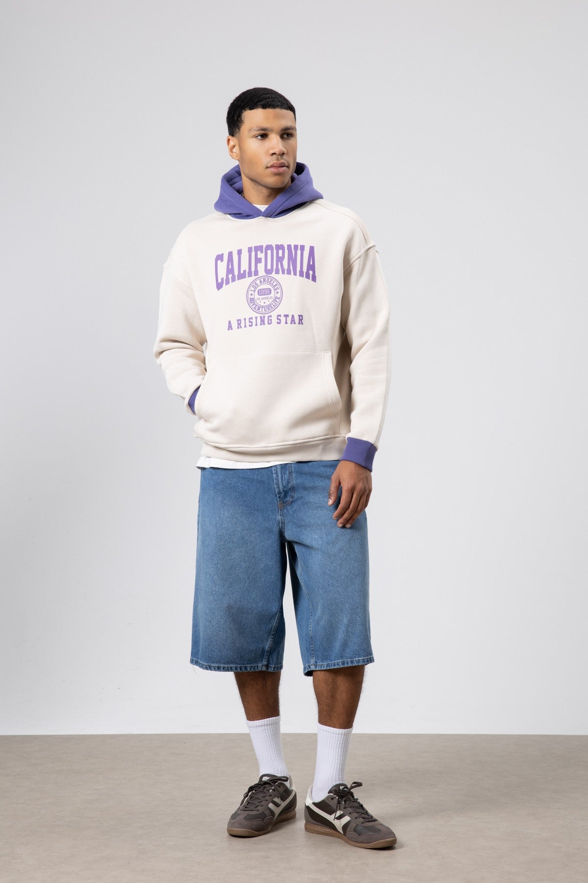 Two-Tone Printed Oversized Sweatshirt