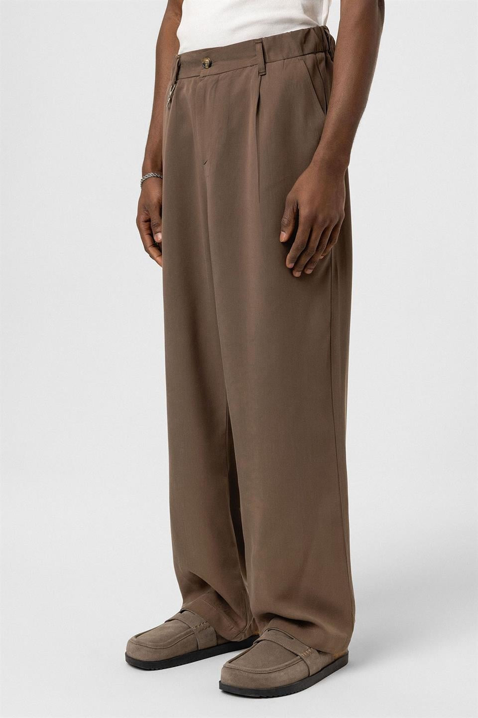 Relaxed-Fit Fabric Pants
