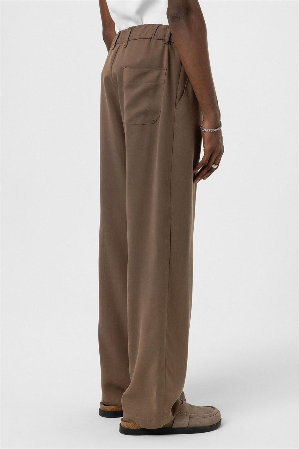 Relaxed-Fit Fabric Pants