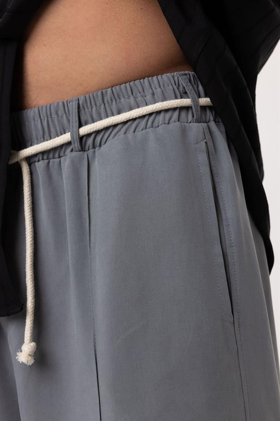 Baggy Lyocell Pants with Detailed Waistband